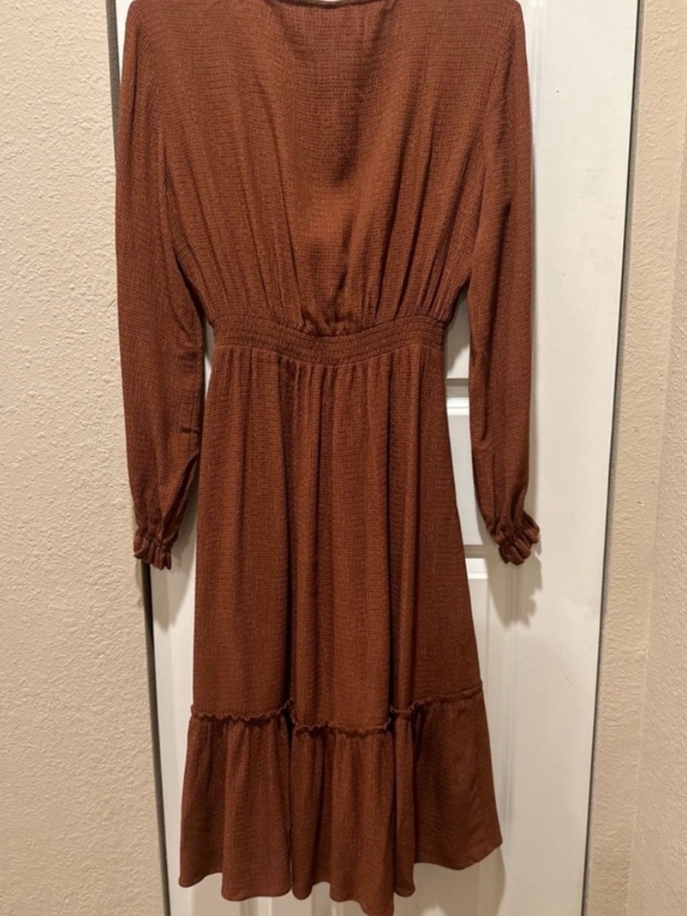 Sézane Paris Textured Rust Midi Dress – Size 38 – Elegant Wrap‑Style Silhouette - Picture 6 of 10